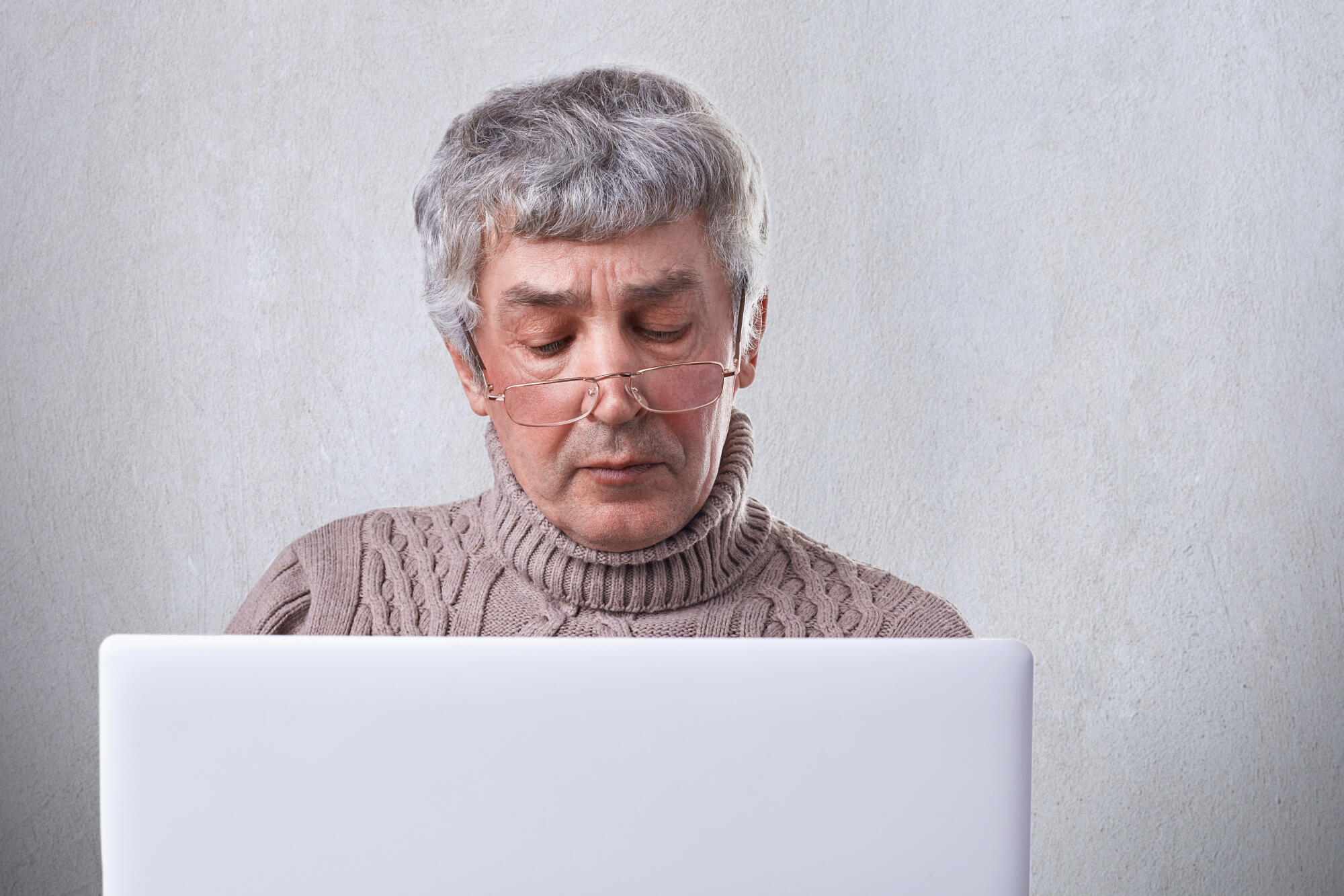 How Assisted Living in Bradenton, FL Supports Brain Health